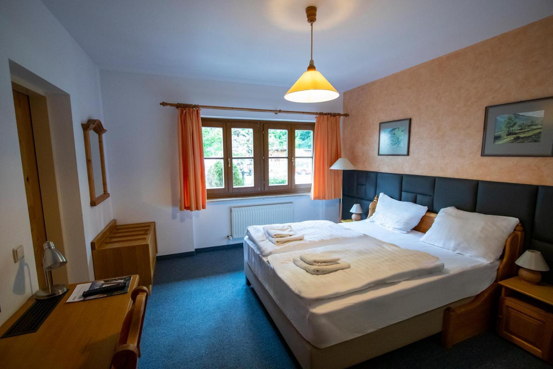 אנברג אים לאמרטל Sporthotel Dachstein West מראה חיצוני תמונה