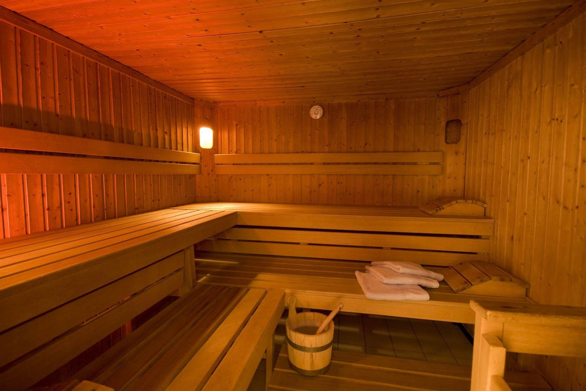אנברג אים לאמרטל Sporthotel Dachstein West מראה חיצוני תמונה